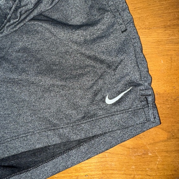 Nike Heather Gray Athletic Shorts with Elastic Waistband - Picture 4 of 6